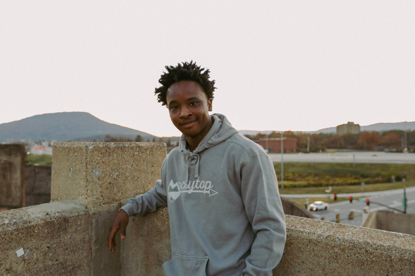 Mockytop Hoodie - Grey